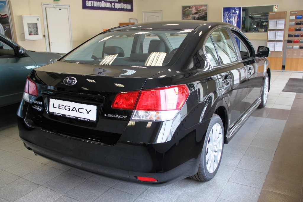Subaru Legacy // Черная акула  